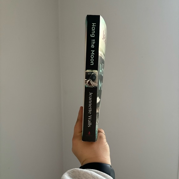 3 for $12 — HANG THE MOON BY JEANETTE WALLS - Picture 2 of 3